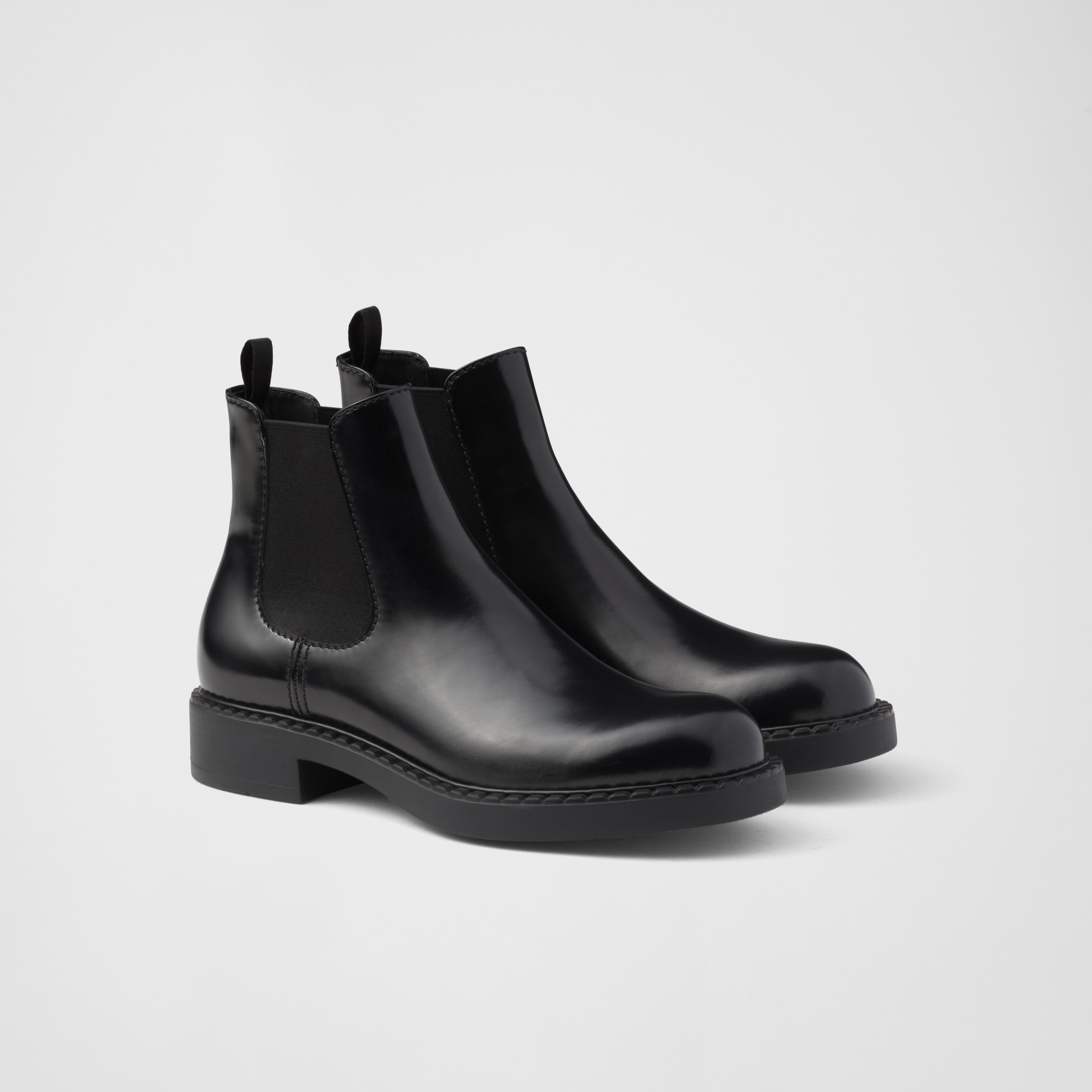 BRUSHED LEATHER CHELSEA BOOTS