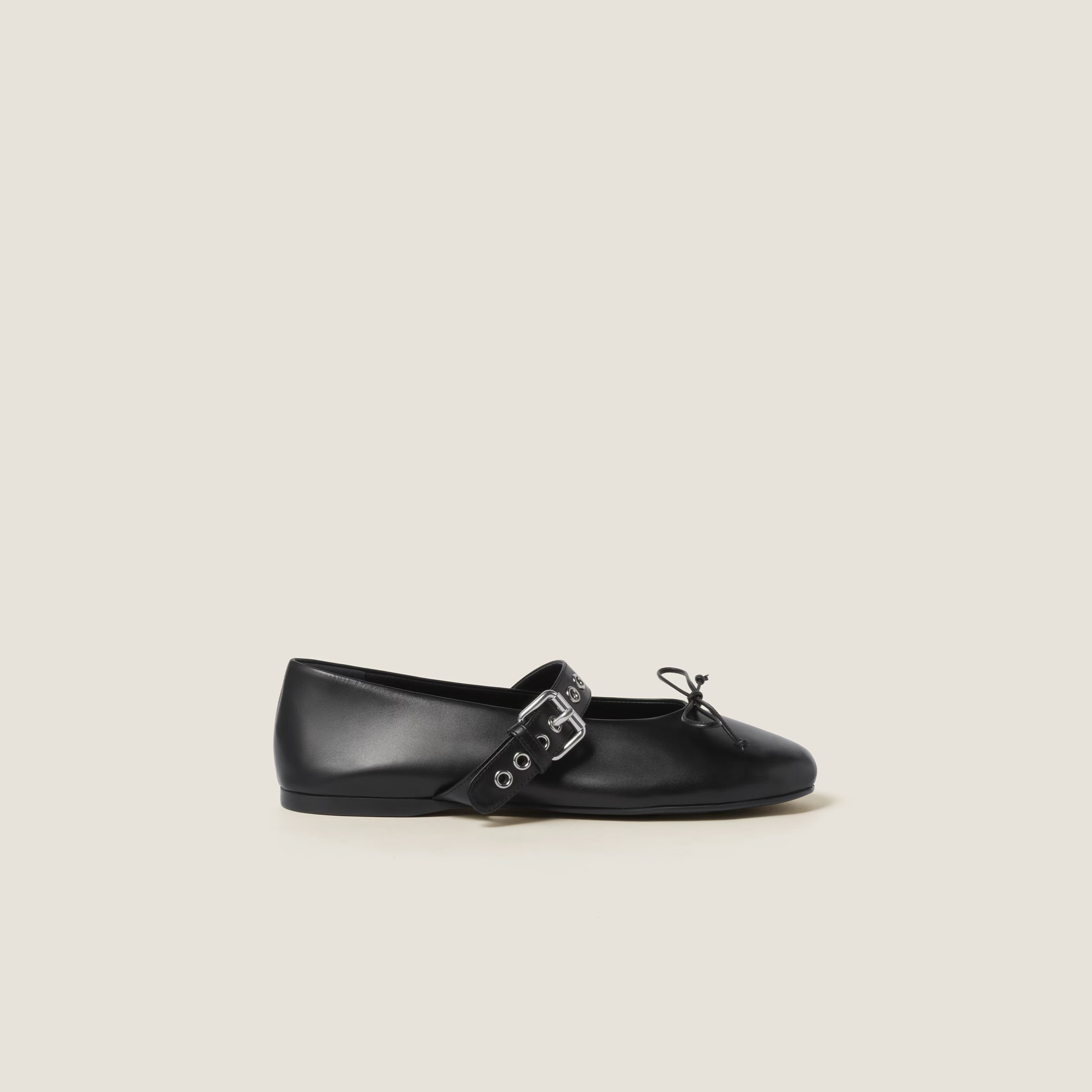 LEATHER BALLERINAS, BLACK