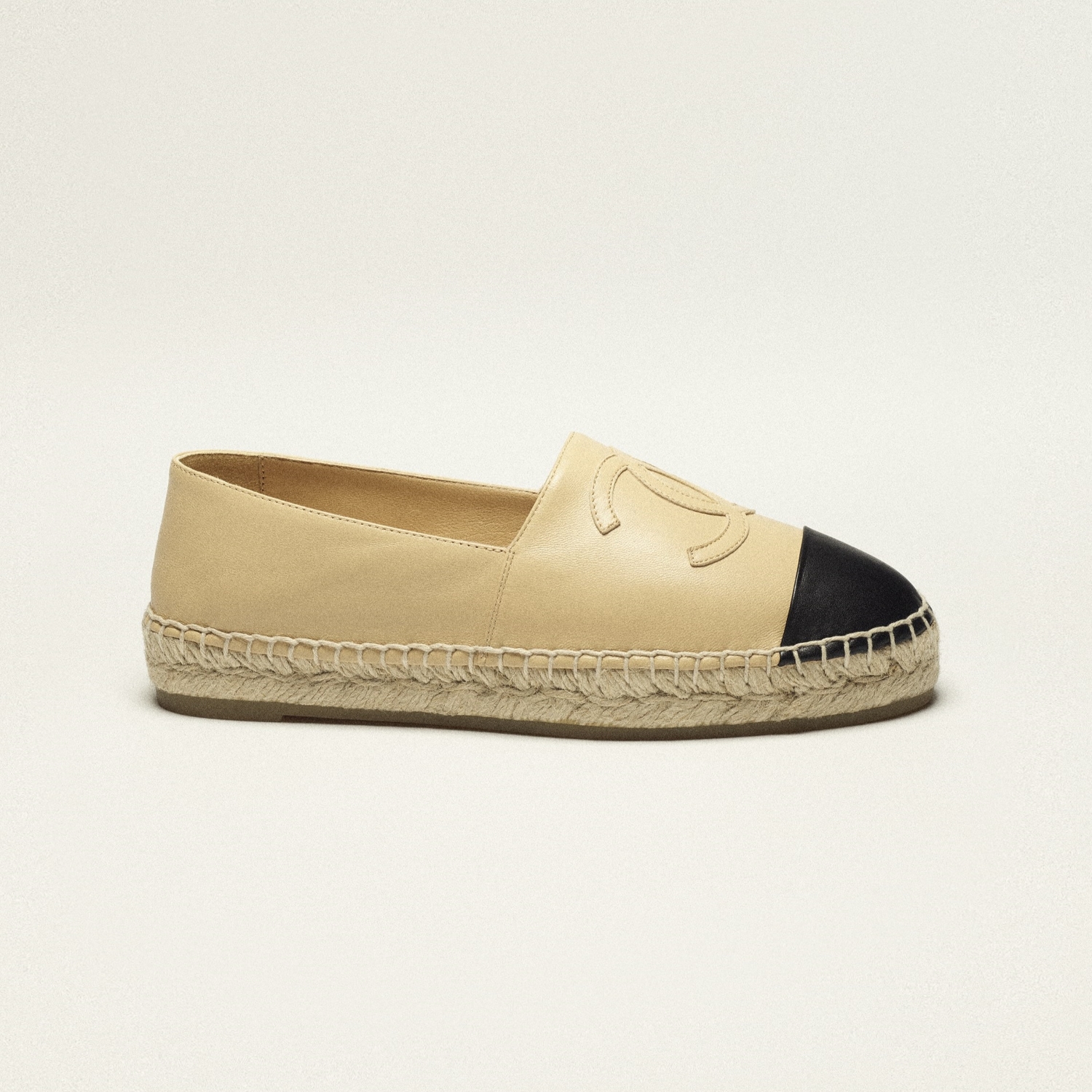 ESPADRILLES, BEIGE AND BLACK